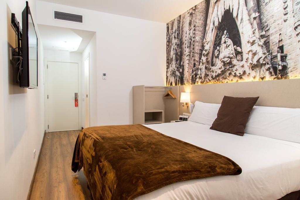 Hotel Bestprice Gracia Barcelona Exteriör bild